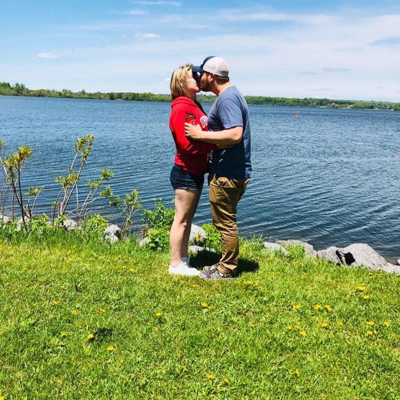 Meet your Posher, Kelsey - Picture 1 of 1